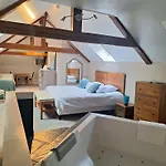 Domaine De Joinville & 3*