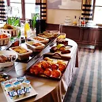 Domaine De Joinville &