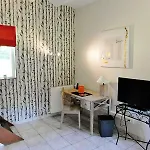 호텔 Domaine De Joinville & 3*