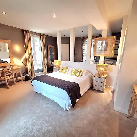 Hotel Domaine De Joinville & Eu (Seine-Maritime)