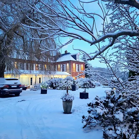 Hotel Domaine De Joinville