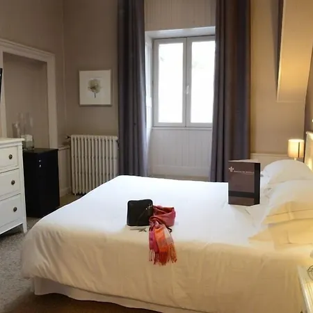 Domaine De Joinville & 3*