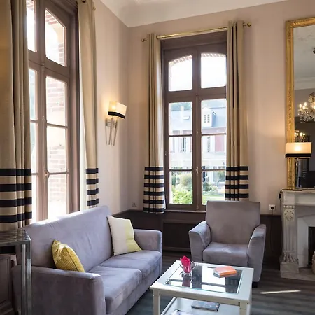 Domaine De Joinville