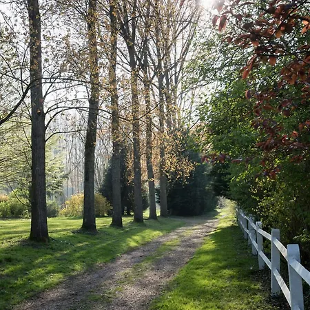Domaine De Joinville & 3*
