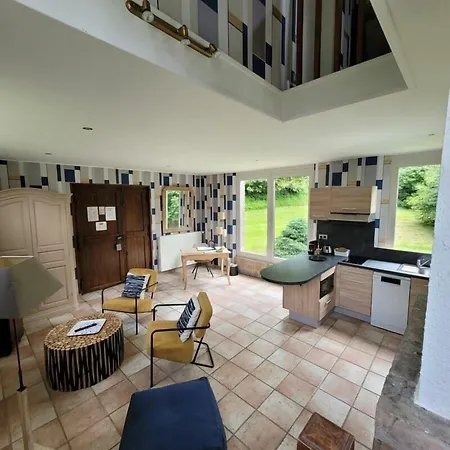 Domaine De Joinville Hotel 3*