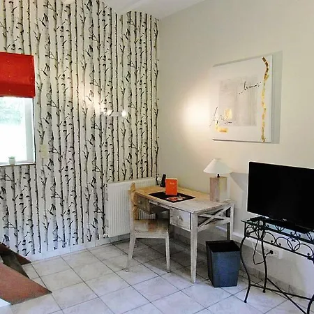 Hotel Domaine De Joinville 3*