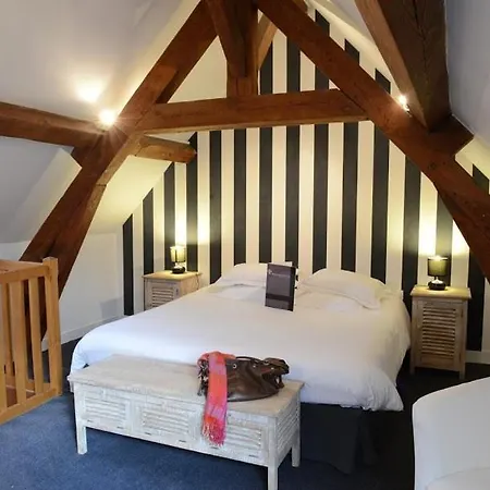 Domaine De Joinville Hotel