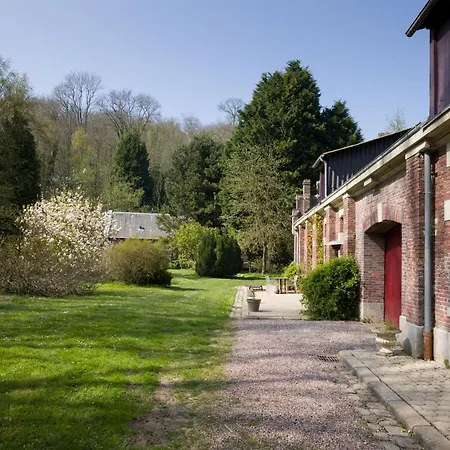 Domaine De Joinville Hotel