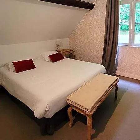 Domaine De Joinville & Hotel 3*