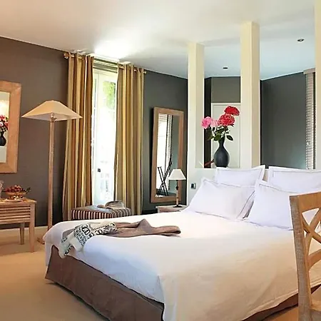 Domaine De Joinville & 3*
