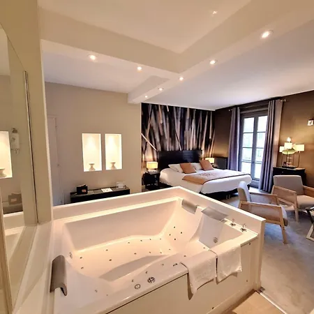 Domaine De Joinville & Hotel 3*