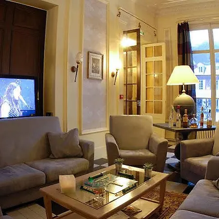 Hotel Domaine De Joinville
