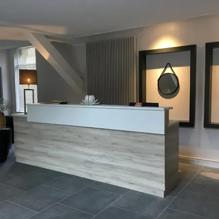 Hotel Domaine De Joinville 3*