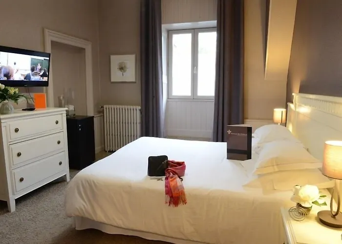 Domaine De Joinville & 3*