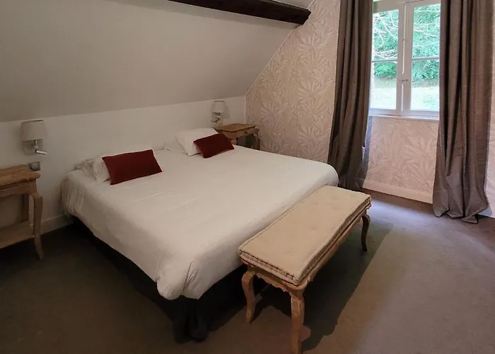 Domaine De Joinville & 酒店 3*