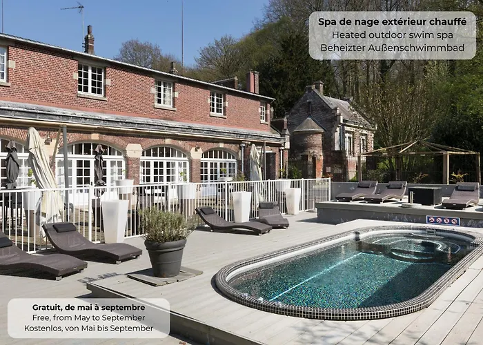 Hotel Domaine De Joinville 3*